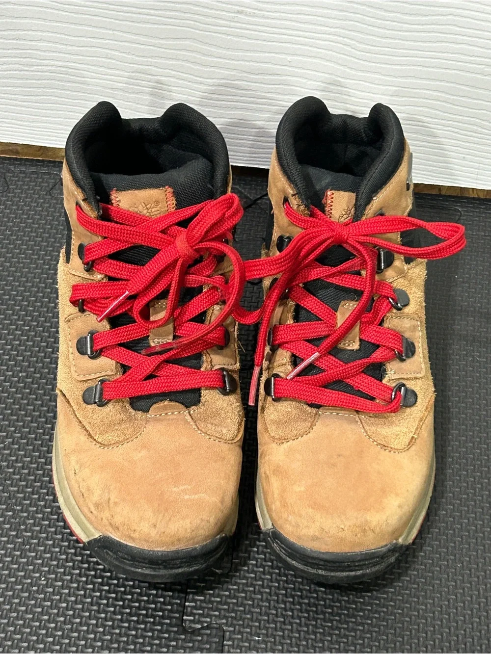 TIMBERLAND Earthkeepers Scramble MID Boys Leather Boots Brown, Sz 4